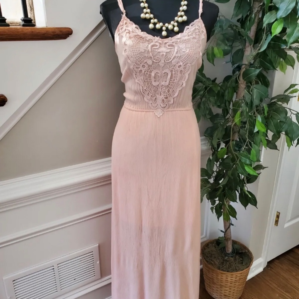 Dina BE Women's Solid Peach Rayon Scoop Neck Sleeveless Long Maxi Dress Size S